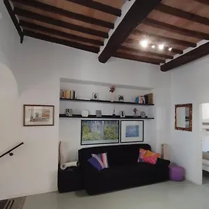 Historic Center With Private Garage Montalcino
